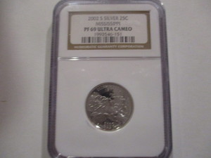 lot 44 image: NGC Certified 2002-S (San Francisco Mint) Proof 69 Ultra Cameo Mississippi Silver Quarter #1993546-151