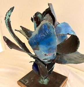 lot 60 image: Abstract Metal Art Sculpture by Carol Cook Smith