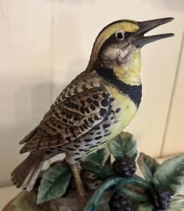 lot 78 image: Meadowlark Bird Figurine by Andrea