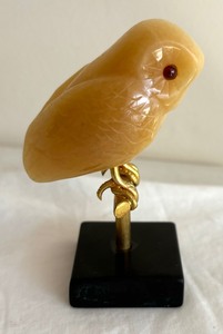 lot 88 image: Hand Carved Agate Owl Figurine with Black Onyx Base