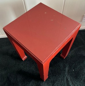 lot 122 image: Antique Chinese Red Lacquer Table
