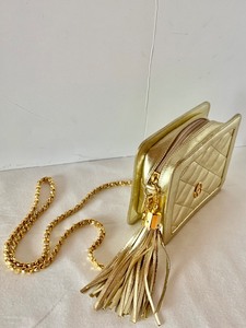 lot 223 image: Elegant St. Johns Quilted Gold Evening Cocktail Handbag  Purse