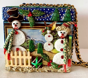 lot 227 image: Mary Frances Winter Snowman Beaded Holiday Handbag