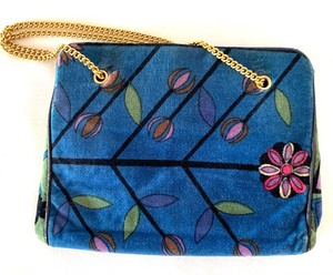 lot 230 image: Velvet Floral Clutch, Emilio Pucci by Jana, Made in Italy