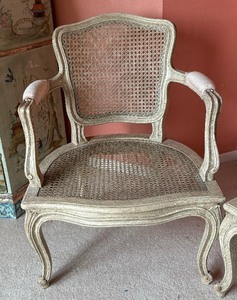 lot 326 image: Pair of Vintage French Style Chairs