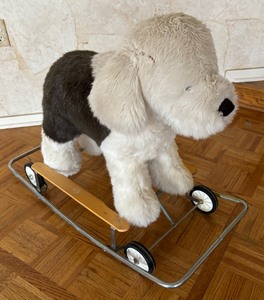 lot 343 image: Vintage Trupa Sheepdog Rocker