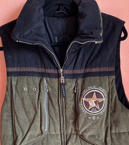 lot 355 image: Bogner Legends of the White Buffalo Vest