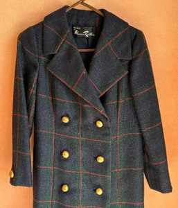 lot 453 image: Vintage Bill Blass for Maurice Rentner