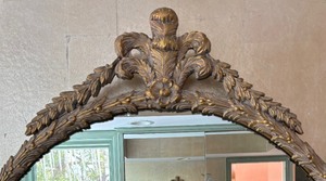lot 456 image: Round Vintage Wall Mirror