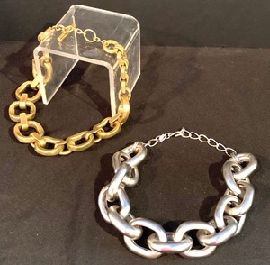 lot 298 image: Two Vintage Chunky Link Necklaces including a Vintage Kenneth Lane Silver Tone Chunky Link Necklace