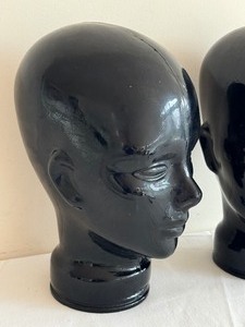 lot 120 image: Pair of Vintage Art Deco Glass Mannequin Head Figurines