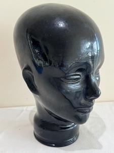 lot 65C image: Vintage Art Glass Mannequin Head