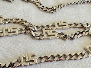 lot 494 image: Metal St. Johns Fashion Belt