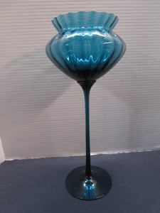 Striking Pedestal Vase