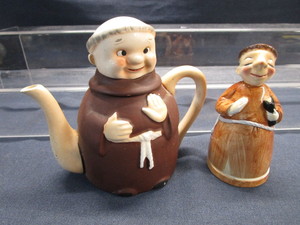 Friar Tuck Teapot & Figure