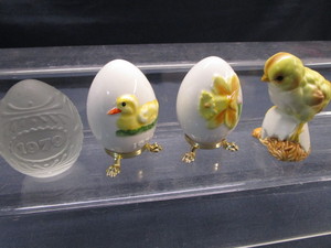 Goebel Eggs, Lefton Chick