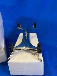 lot 24 image: 4 - Deluxe Double Burette Clamp Made in India