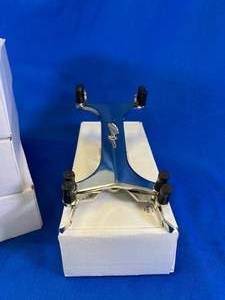 lot 25 image: 4 - Deluxe Double Burette Clamp Made in India