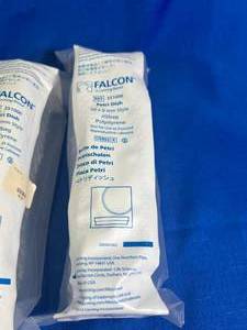 lot 62 image: 9 Sleeves of 20 - 50 x 9mm Style Polystyrene Falcon Brand