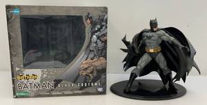 lot 17 image: Kotobukiya Batman Black Costume ARTFX Statue 11 Inch 16 Scale (NOB)