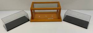 lot 166 image: 3 Display Cases 2 Plastic 3T x 4D x 9 12L