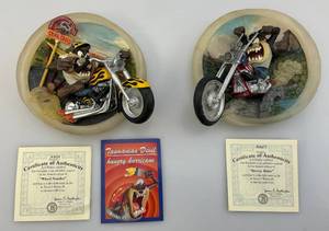 lot 170 image: Vintage Bradford Exchange Looney Tunes  Tasmanian Devil 1999 Wheel Stander  With COA &  Breezy Rider With COA (BROKEN AND GLUED) 3D Plates 6 x 7 12
