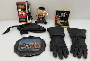 lot 199 image: Misc. Harley Davidson Collectibles & More