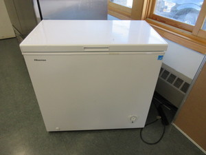 CHEST FREEZER