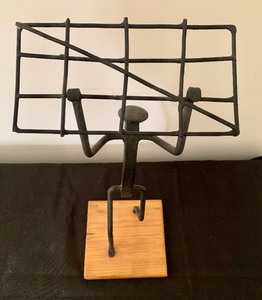 lot 90 image: Unique Abstract Sculpture
