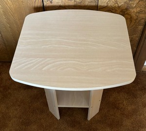 lot 45A image: Neat Accent Table