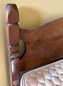 lot 29 image: Vintage Wooden Twin Bed Frame