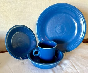 lot 33 image: Beautiful Blue Fiesta Dishware Service for Four