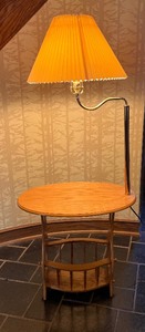 lot 66 image: Pretty Media Floor Table Lamp