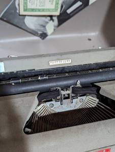 lot 105A image: Royal Quite Deluxe Portable Typewriter
