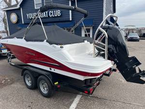 lot 9 image: 2022 Hurricane SS 205 Deck Boat OB 