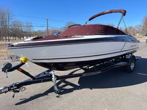 lot 23 image: 2017 Monterey 204 SFX 