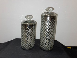2 Covered Textured Canisters