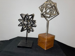 Set of 2 Metal Art Display Pieces