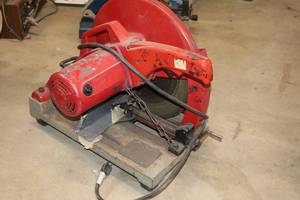 lot 626 image: Milwaukee 14 Chop Saw