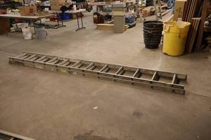 lot 659 image: Werner Craft-Master Heavy Duty Industrial 250-lbs 24 Aluminum Extension Ladder D1324-2