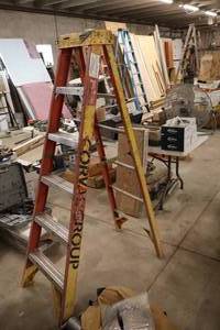 lot 661 image: 6 Step Ladder
