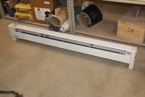 lot 682 image: Farenheat Electric Baseboard Heater