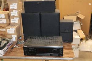 lot 744 image: Sony 5.1 Home Stereo System STR-D350Z - Receiver and (5) Speakers