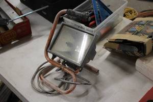 lot 805 image: Work Light