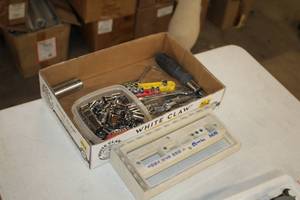 lot 813 image: Lot of (1 Box) Assorted Tools - Sockets, Wrenches, Screwdrivers