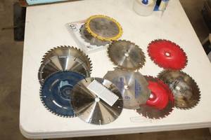 lot 825 image: Lot of (11) Assorted Saw Blades