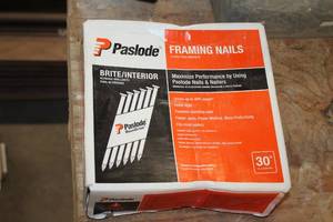 lot 833 image: Lot of (1 Box) Paslode Framing Nails 3x.131