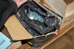 lot 865 image: Lot of (1 Box) 1-34 Roofing Nails
