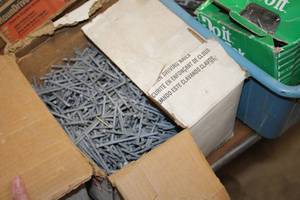 lot 867 image: Lot of (1 Box) 3-12 Galvanized Nails