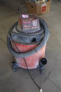 lot 632A image: Sears Craftsman Professional 2.75-HP WetDry Shop Vacuum